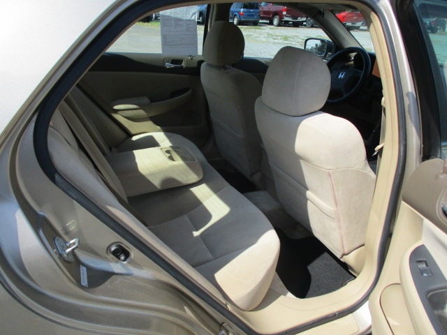 Used 2003 Honda Accord LX Sedan image 17