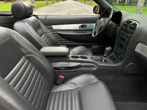 Used 2002 Ford Thunderbird RWD image 50