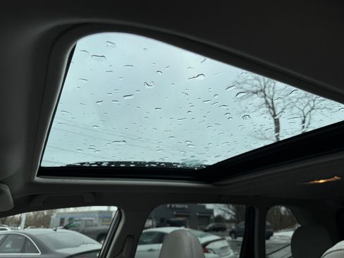 Used 2019 Subaru Forester Premium image 9