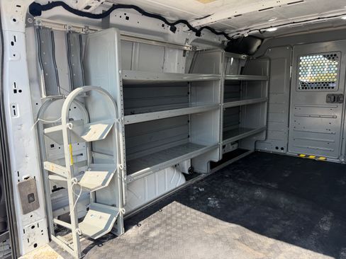 Used 2020 Ford Transit 150 Low Roof RWD image 8