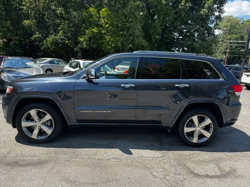 Used 2014 Jeep Grand Cherokee 4WD Overland image 2
