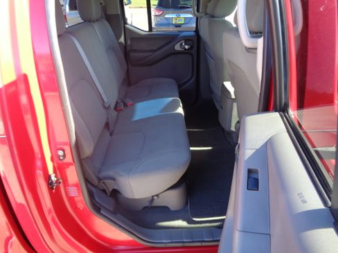 Used 2008 Nissan Frontier SE image 32