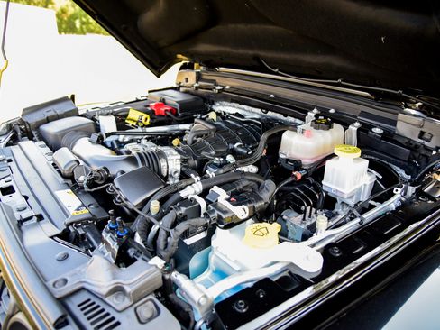 Used 2024 Jeep Gladiator Mojave image 14