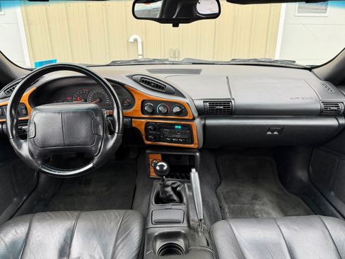 Used 1994 Chevrolet Camaro Z28 image 37