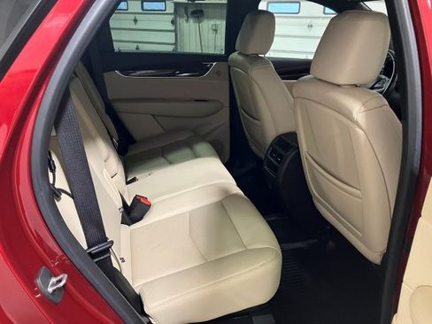 Used 2019 Cadillac XT5 Luxury image 27