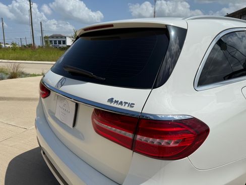 Used 2019 Mercedes-Benz E 450 image 21