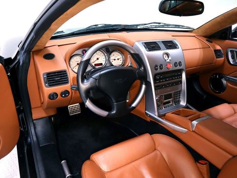 Used 2003 Aston Martin Vanquish image 30