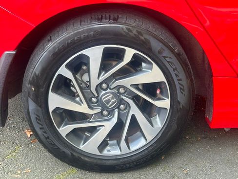 Used 2017 Honda Civic EX Sedan image 28