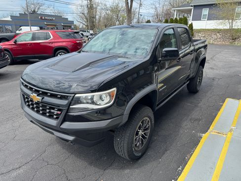 Used 2017 Chevrolet Colorado ZR2 AWD/4WD image 3