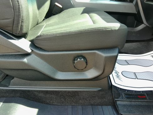 Used 2016 Ford F150 Sport image 40