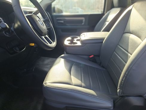 Used 2015 RAM 1500 ST image 11