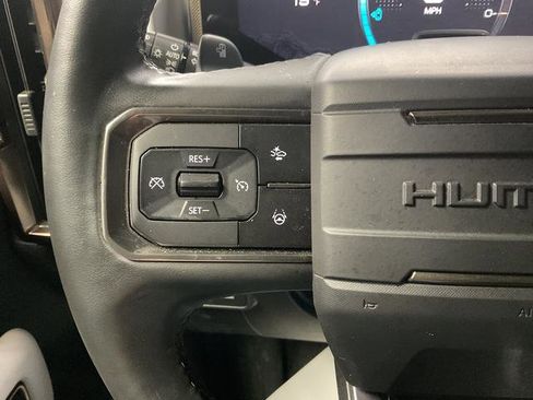 Used 2024 GMC Hummer EV 2X image 17