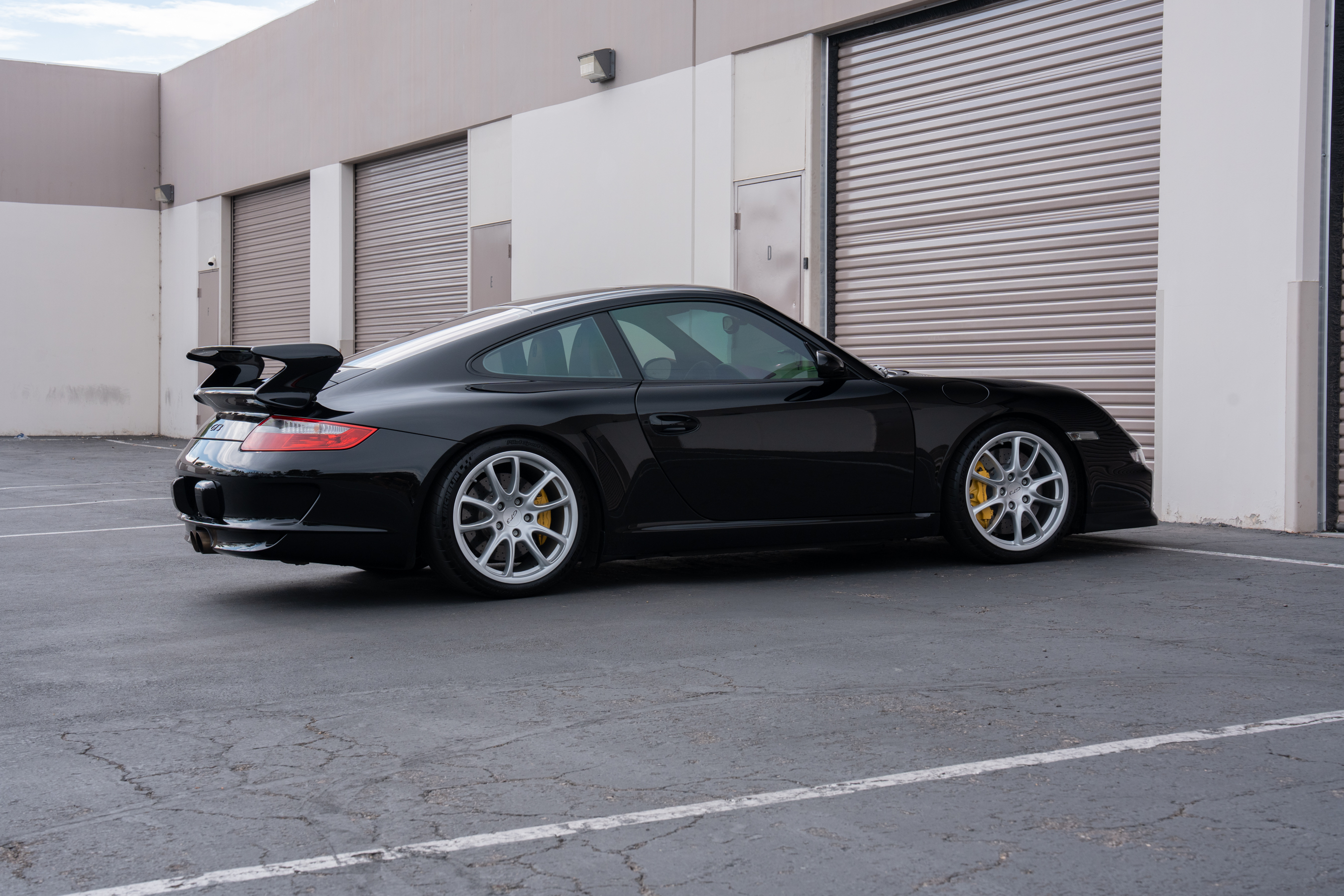 Used 2007 Porsche 911 GT3 RWD image 10
