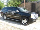 Used 2013 GMC Yukon XL Denali image 2