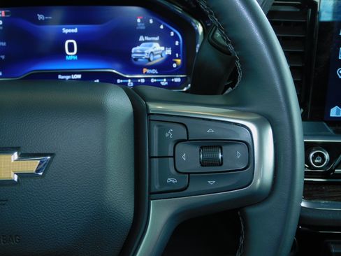 Used 2025 Chevrolet Silverado 1500 LT image 29