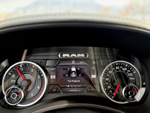 Used 2022 RAM 2500 Laramie image 15