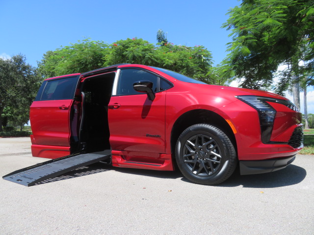 Used 2027 Chrysler Pacifica Select FWD image 1