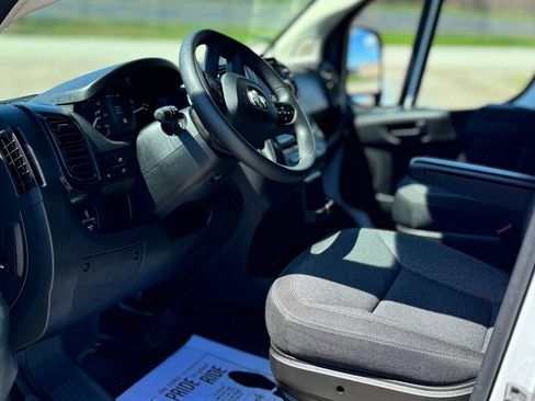 Used 2025 RAM ProMaster 2500 image 9