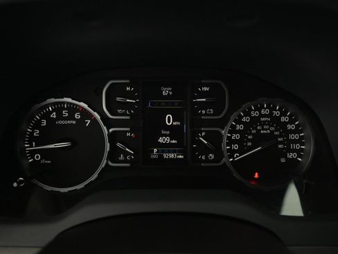 Used 2018 Toyota Tundra SR5 image 29