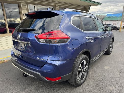 Used 2018 Nissan Rogue SL image 6