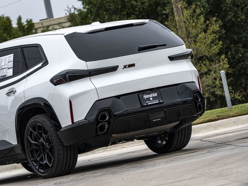 New 2026 BMW XM Label Red image 8