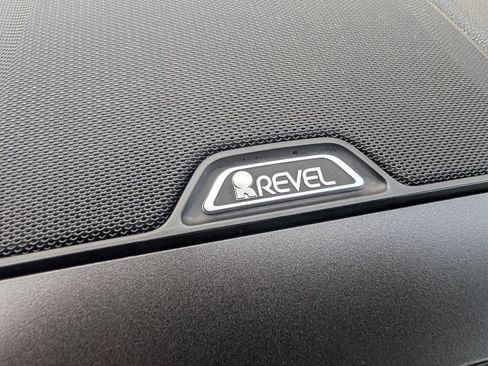 Used 2019 Lincoln Nautilus Reserve image 16