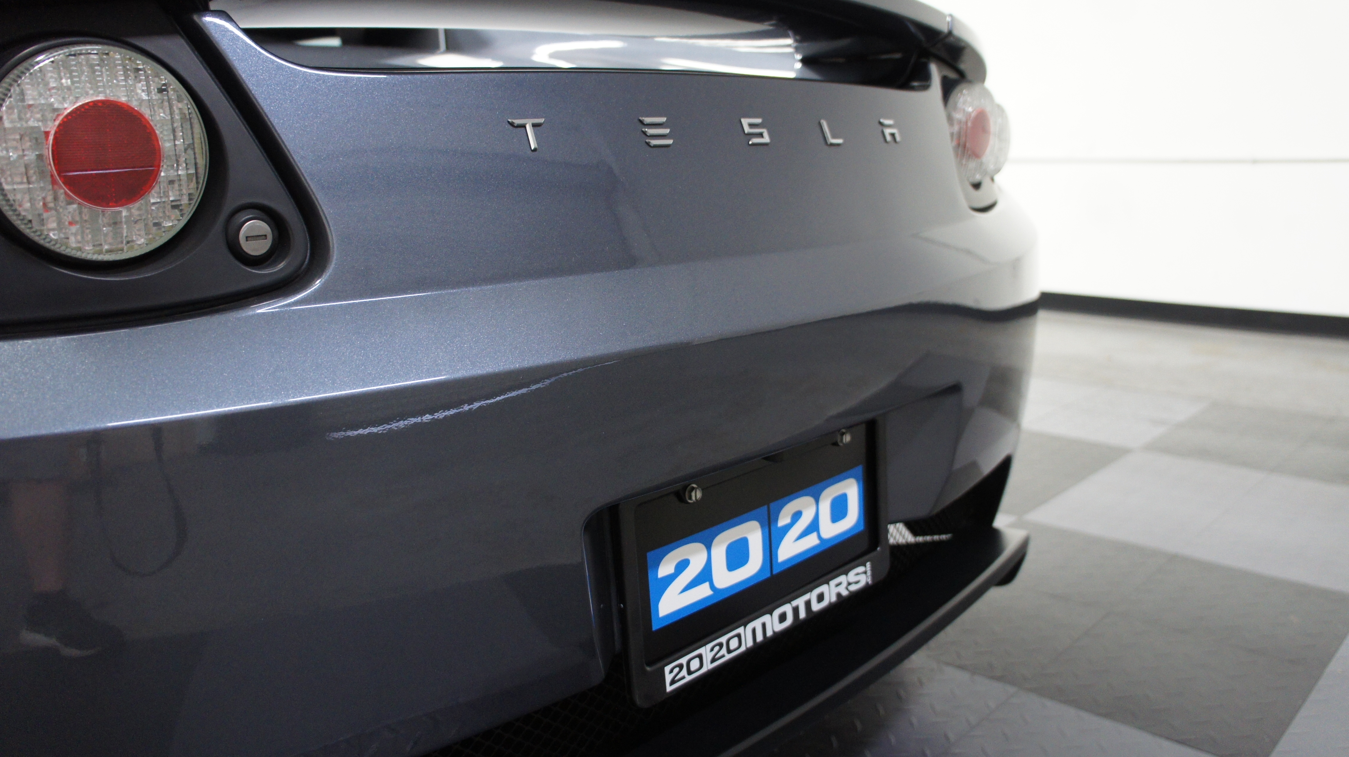 Used 2008 Tesla Roadster RWD image 19
