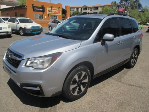 Used 2018 Subaru Forester 2.5i Premium AWD/4WD image 4
