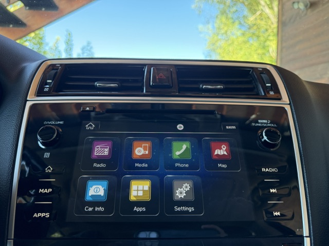 Used 2018 Subaru Outback 3.6R Touring AWD/4WD image 11