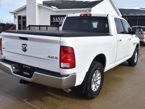 Used 2017 RAM 1500 Classic SLT image 3