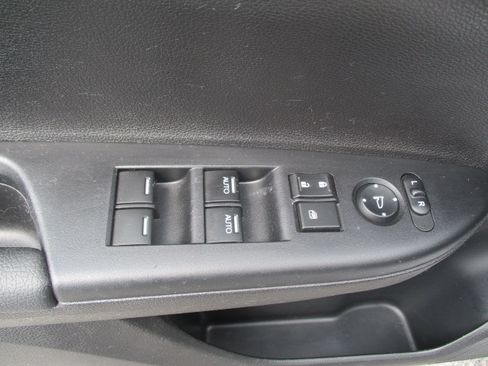 Used 2013 Honda Accord EX-L V6 Sedan image 18
