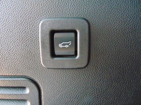 Used 2017 Lincoln Navigator L Reserve image 9