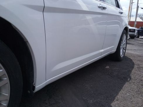 Used 2013 Chrysler 200 Limited image 23