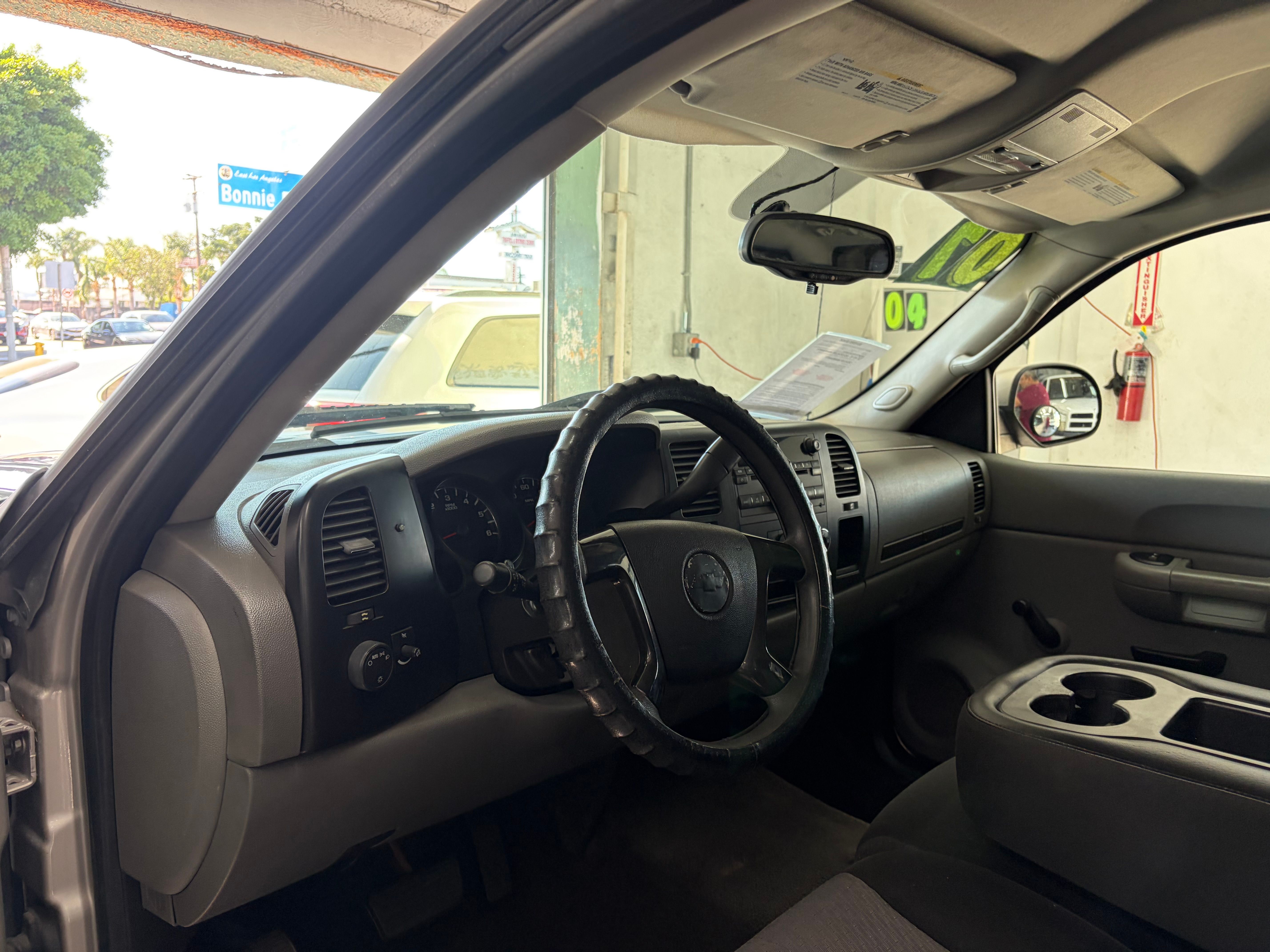 Used 2007 Chevrolet Silverado 1500 2WD Extended Cab image 10