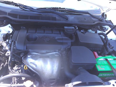 Used 2011 Toyota Camry LE image 39