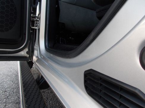 Used 2013 RAM 2500 Big Horn image 19