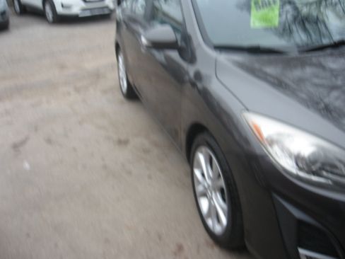 Used 2010 MAZDA MAZDA3 s image 3