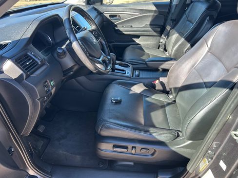 Used 2019 Honda Pilot EX-L image 10
