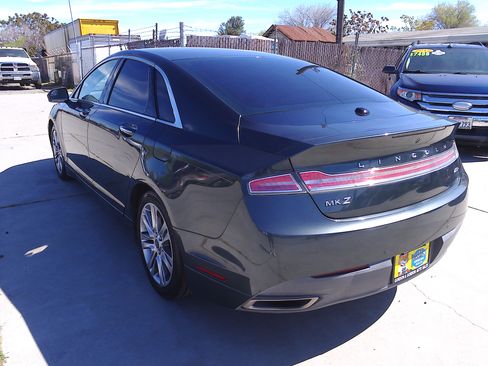 Used 2015 Lincoln MKZ image 3