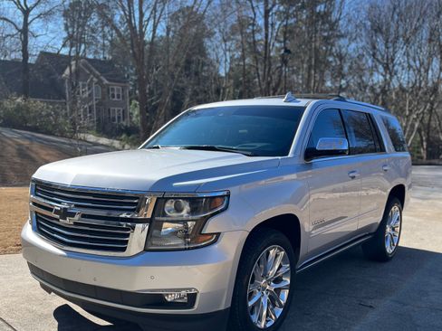 Used 2019 Chevrolet Tahoe Premier image 16