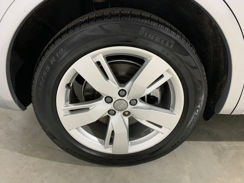 Used 2018 Audi Q5 2.0T Premium image 37