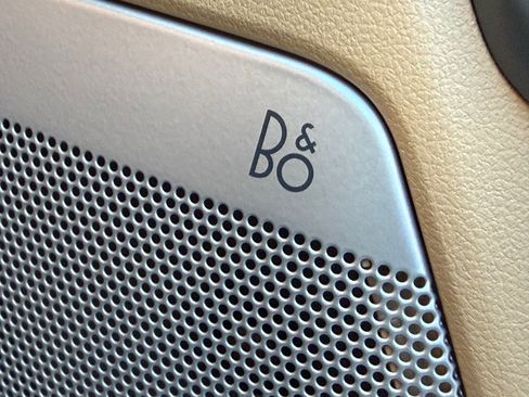 Used 2022 Ford F150 Lariat image 10