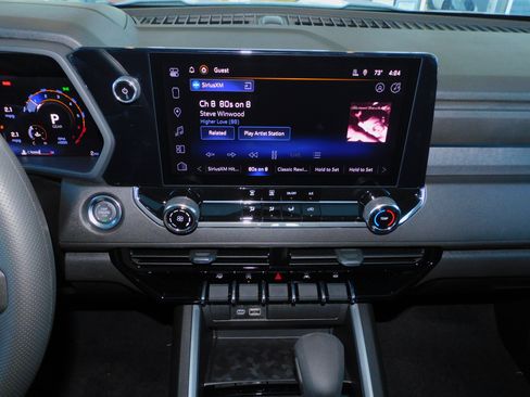 New 2026 Chevrolet Colorado W/T image 5