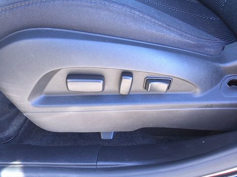 Used 2012 GMC Terrain SLE FWD image 32