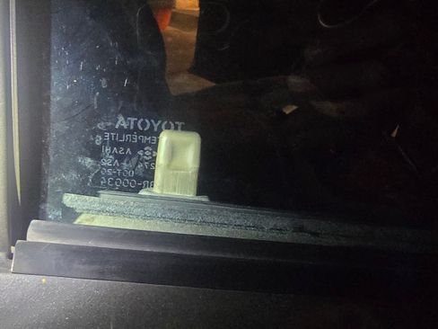 Used 1988 Toyota Pickup Deluxe image 67