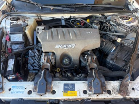Used 2001 Chevrolet Impala LS image 13