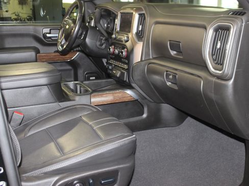 Used 2023 Chevrolet Silverado 3500 High Country image 23