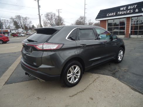 Used 2015 Ford Edge SEL image 13