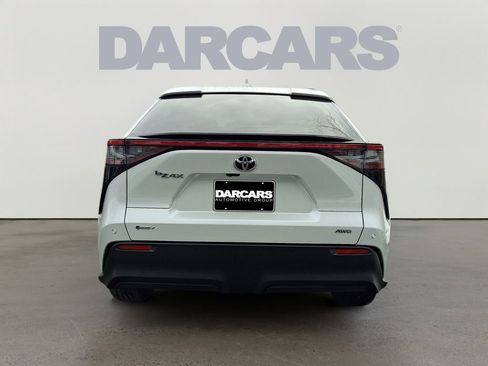 Used 2024 Toyota bZ4X image 5