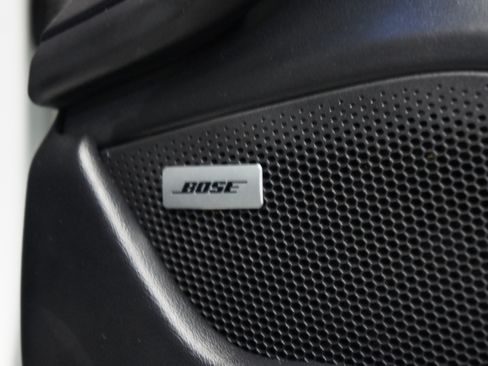 Used 2020 Porsche Taycan Turbo image 33